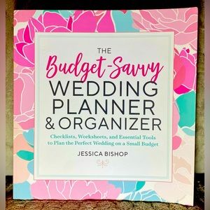 Budget Savvy Wedding Planner & Organizer Book